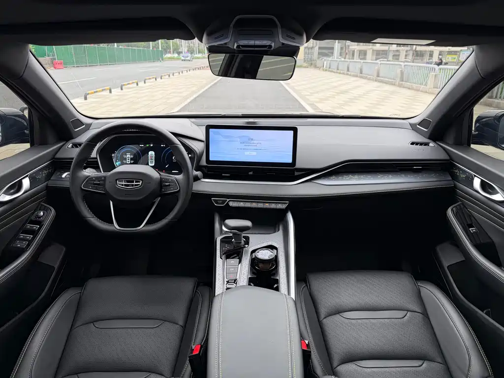 Geely Preface 2023 1.5TD Kunlun Edition