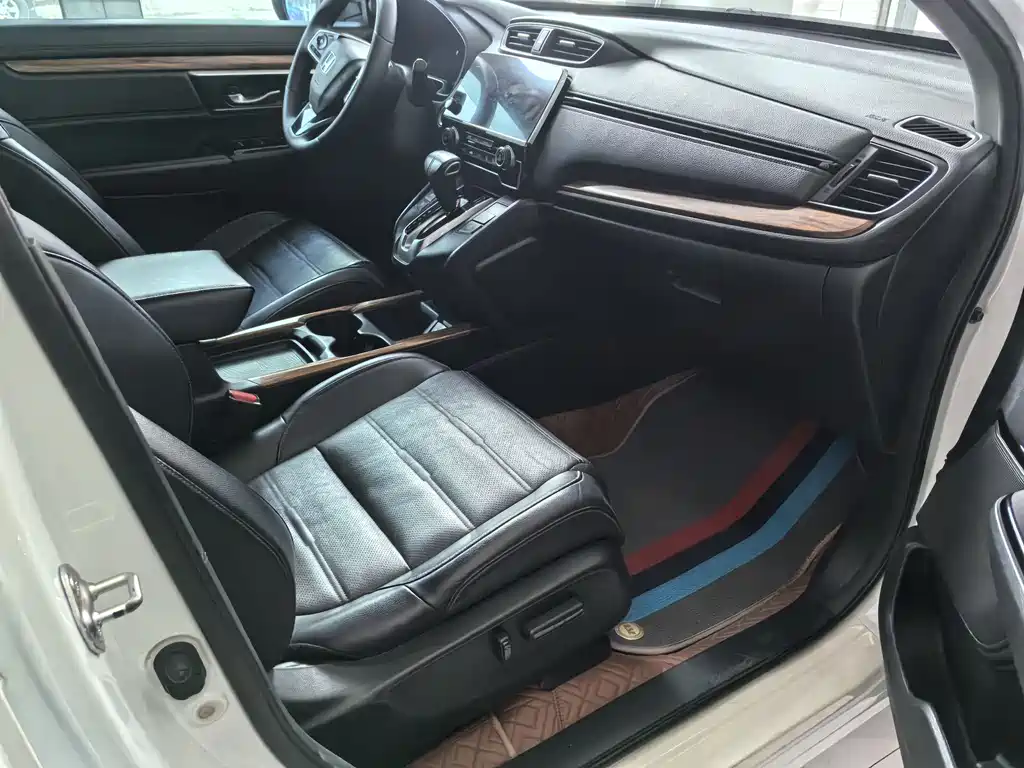 Honda CR-V 2017 240TURBO CVT FWD Fashion Edition