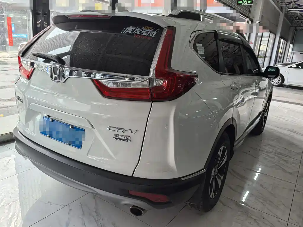 Honda CR-V 2017 240TURBO CVT FWD Fashion Edition