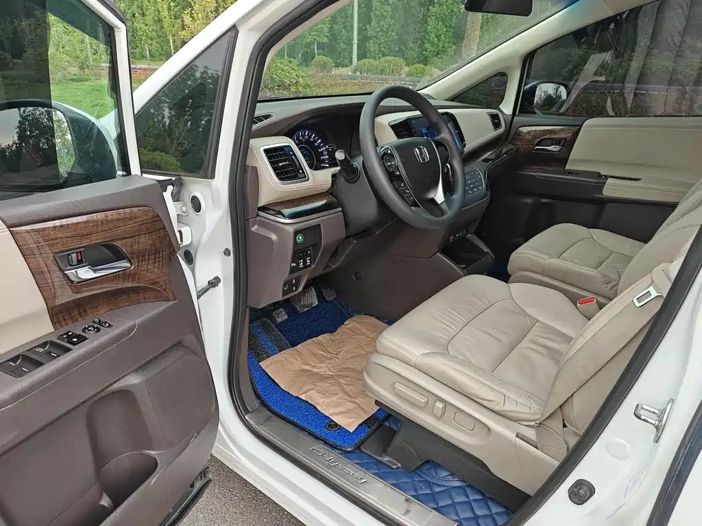 Honda Odyssey 2015