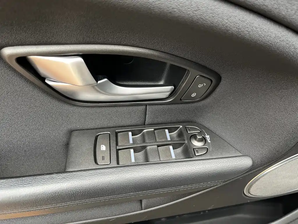 Range Rover Evoque 2018 240PS SE Dynamic Edition