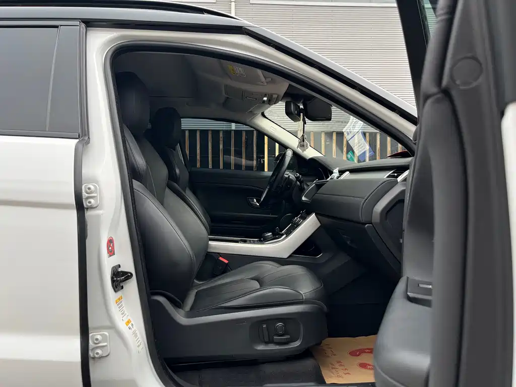 Range Rover Evoque 2018 240PS SE Dynamic Edition