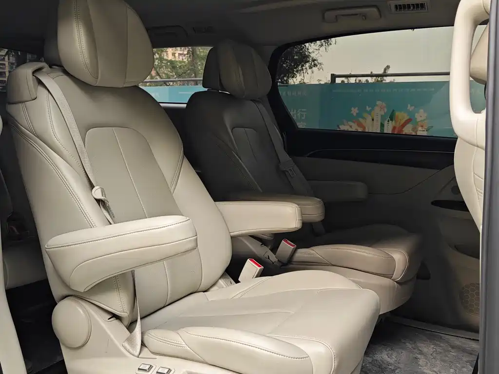 Buick GL8 2023 ES Luxury Comfort Trim