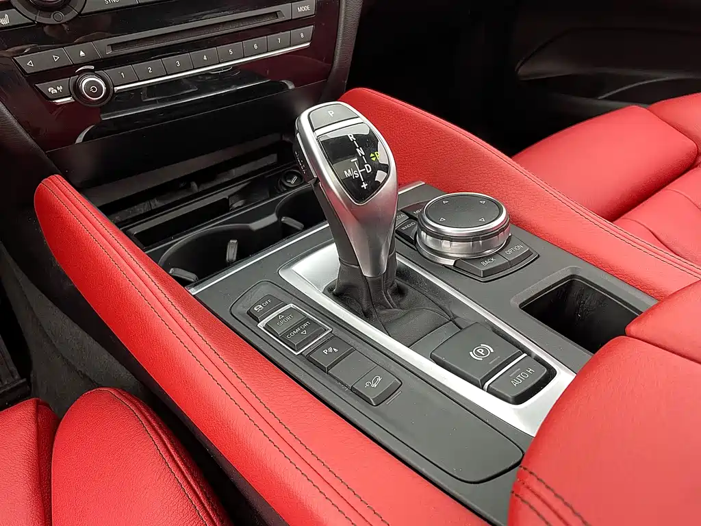 BMW X6 2017 xDrive35i Leading Edition