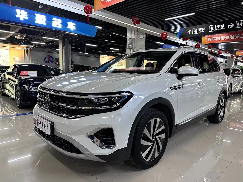 Volkswagen Talagon 2022 380TSI 4MOTION Luxury Edition Pro 6-Seater