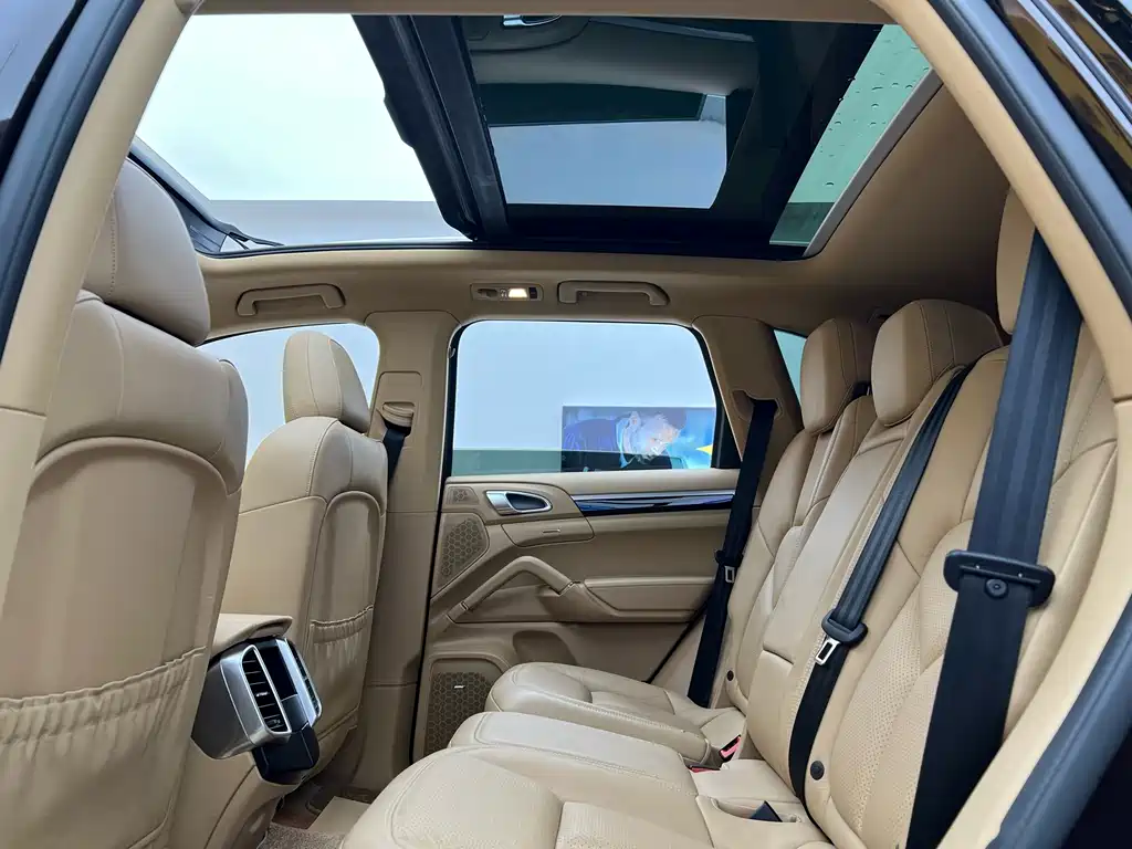 Porsche Cayenne 2016 3.0T