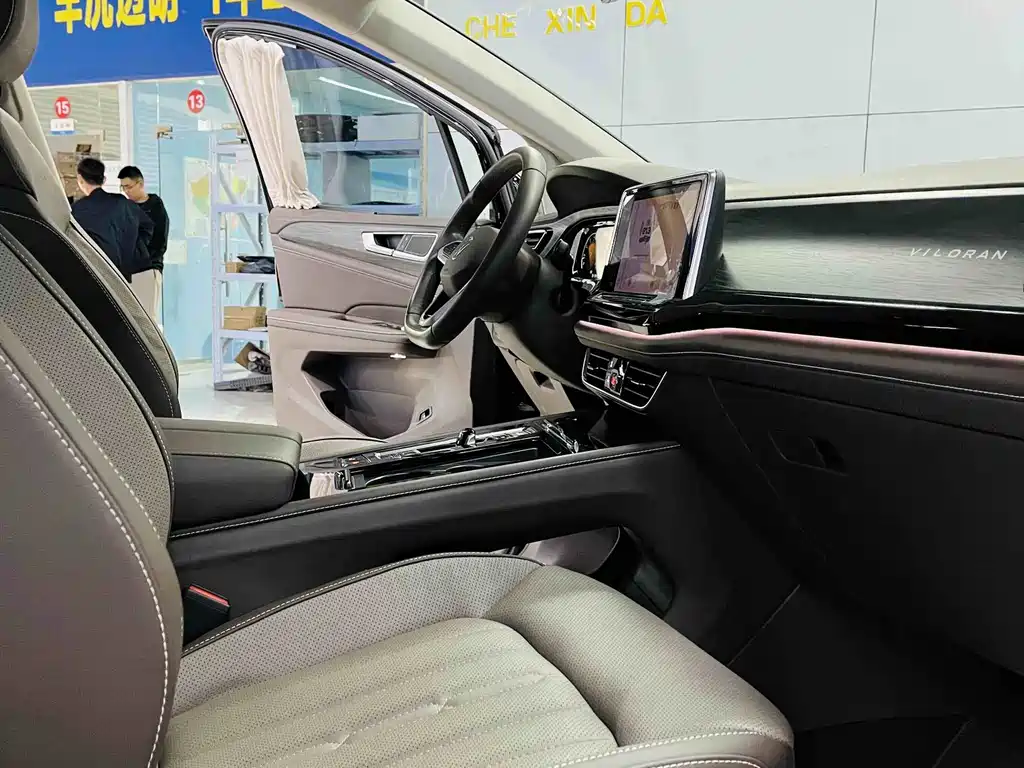 Viloran 2022 380TSI Zunchi Edition