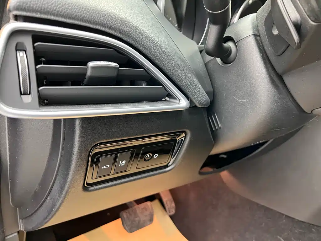 Jaguar XEL 2018 2.0T 200PS Luxury Edition