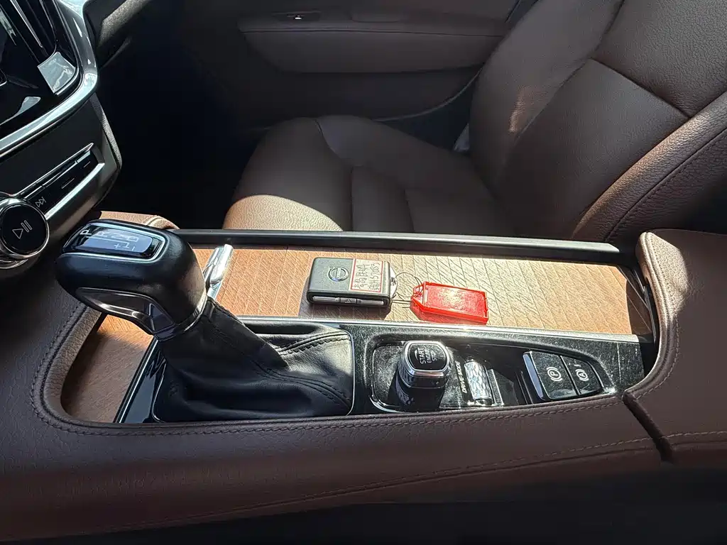 Volvo S90 2020 T5 Inscription