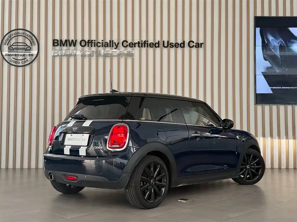 MINI 2018 1.5T COOPER Artist