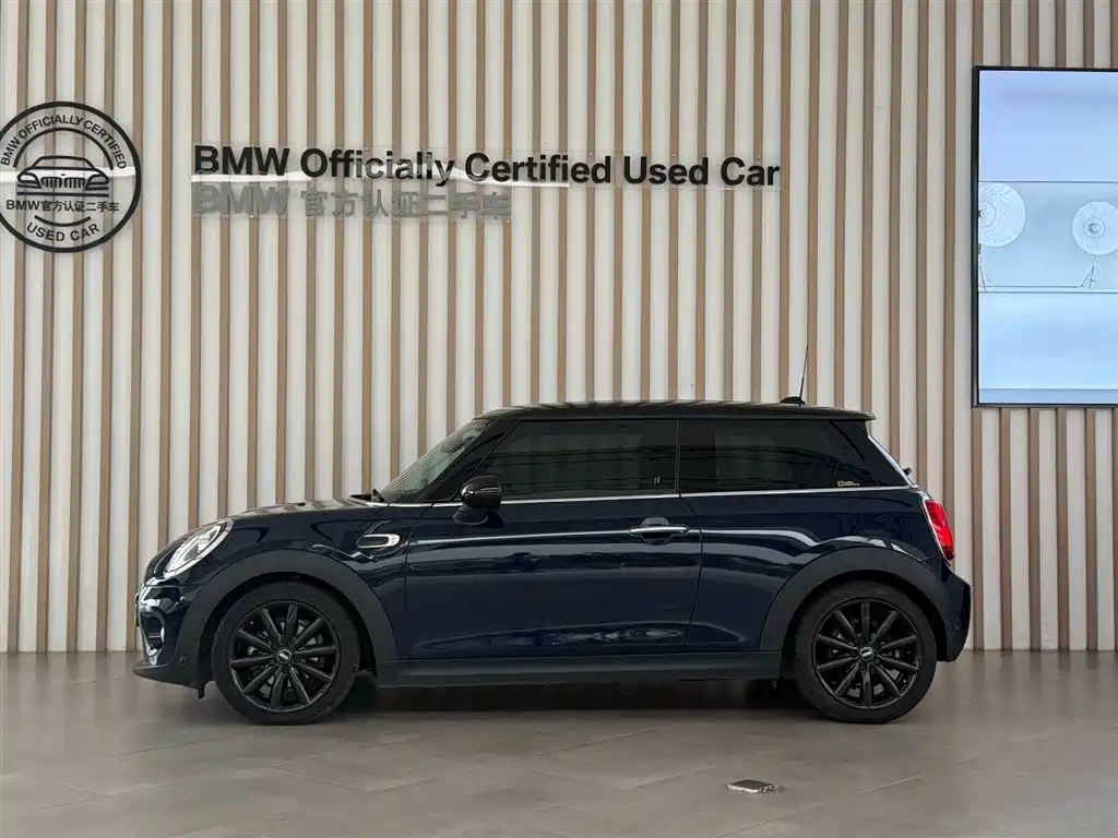 MINI 2018 1.5T COOPER Artist