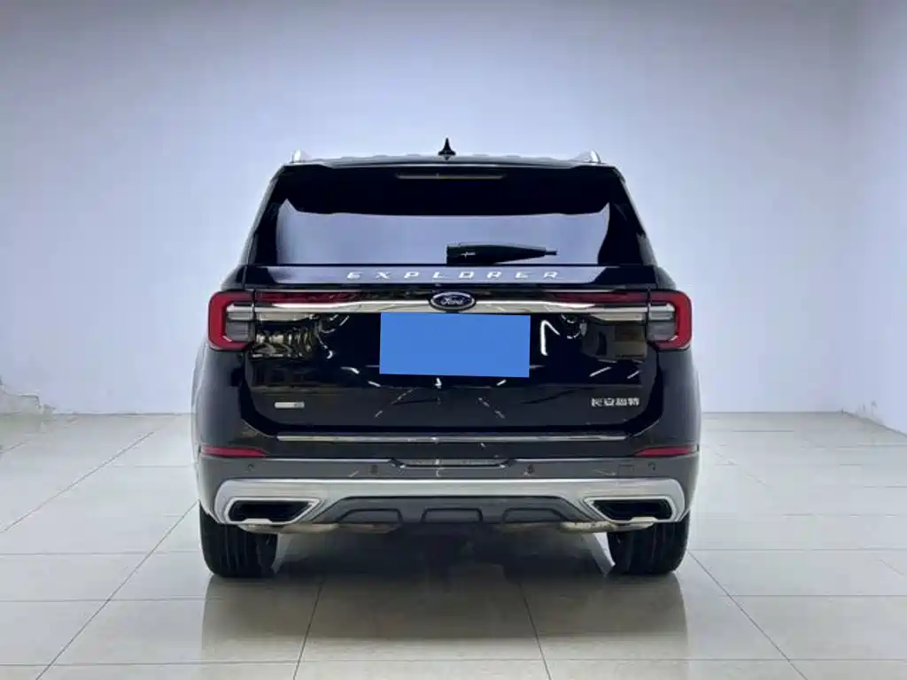 Ford Explorer 2023 EcoBoost 285 AWD Titanium Edition 7-Seater