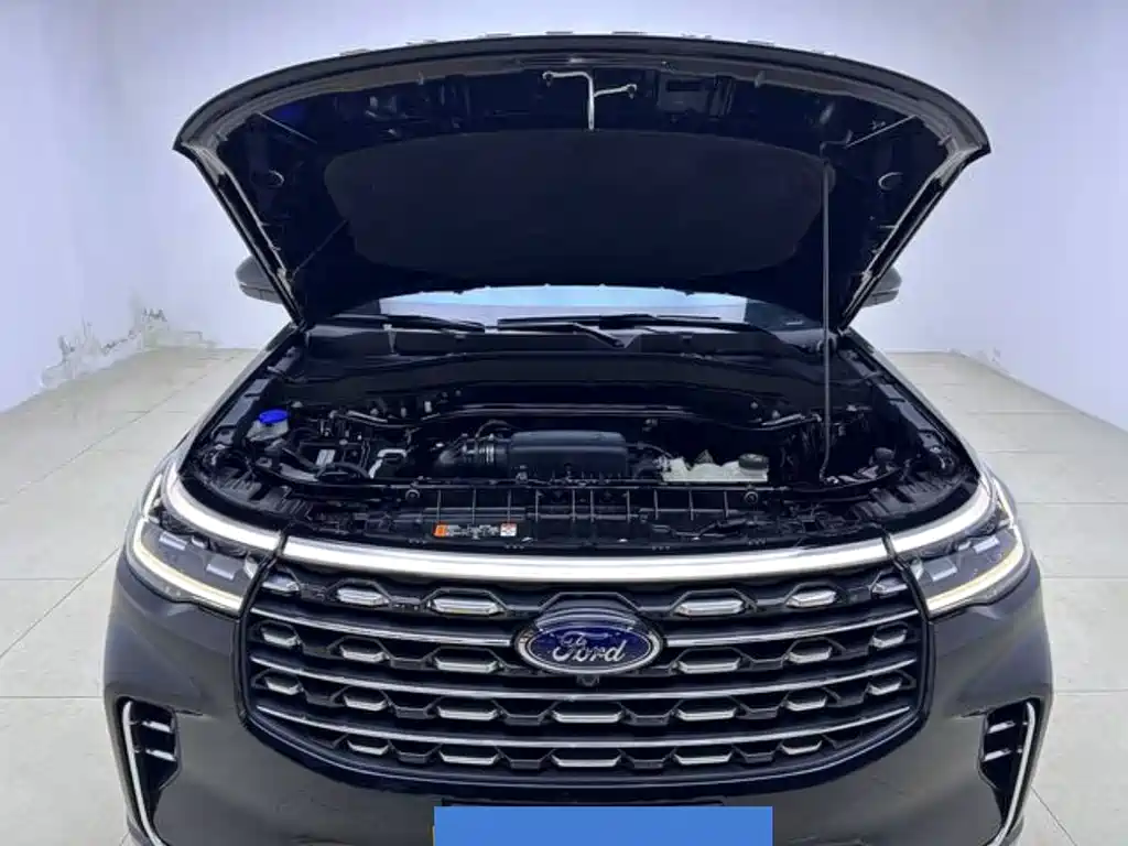 Ford Explorer 2023 EcoBoost 285 AWD Titanium Edition 7-Seater
