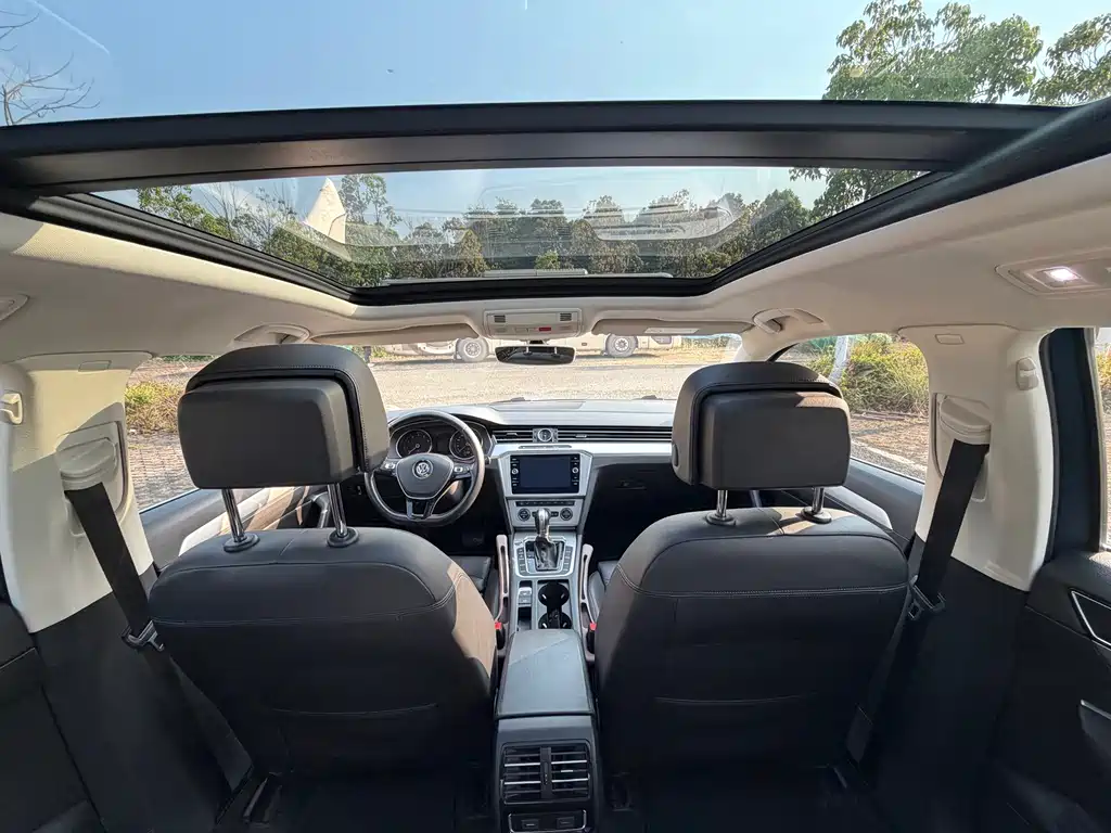 Volkswagen Passat Alltrack 2018 380TSI FWD Comfort
