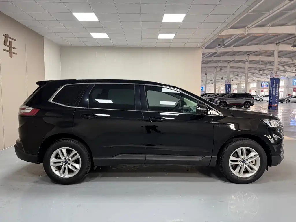 Edge 2021 PLUS EcoBoost 245 FWD Elite 5-Seater