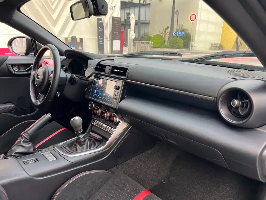 Subaru BRZ 2022 2.4L Manual