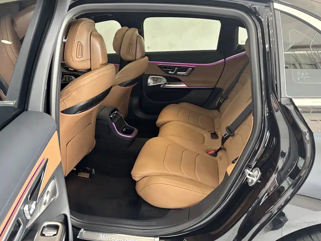 Mercedes-Benz E-Class 2025 E 300 L Luxury Sport