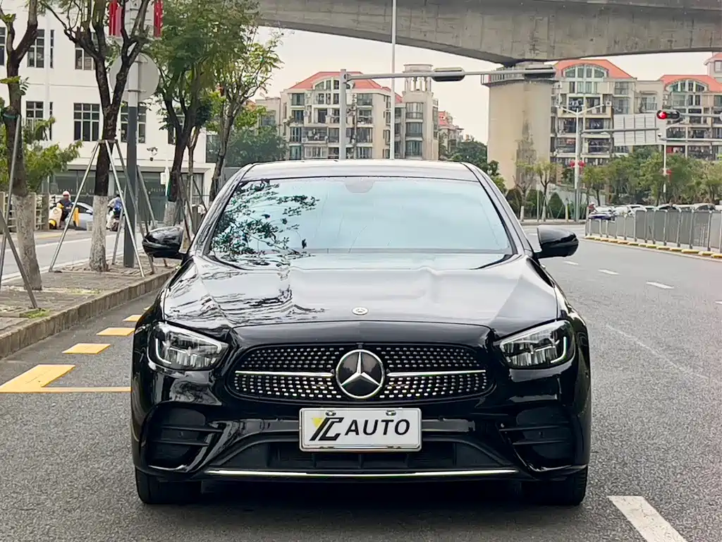 Mercedes-Benz E-Class 2022 Facelift II E 300 L Sport Luxury