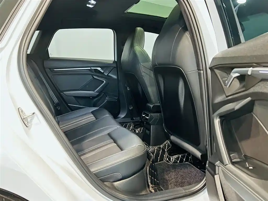 Audi A3 2024 Sportback 35 TFSI Fashion Sport