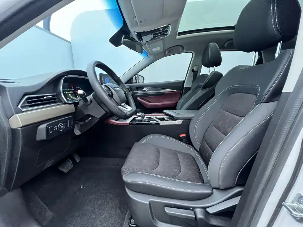 Jetour X70 2023 1.5T DCT Chaoyue PRO Edition 5-Seater