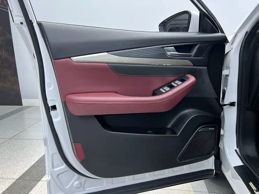 Jetour X70 2023 1.5T DCT Chaoyue PRO Edition 5-Seater