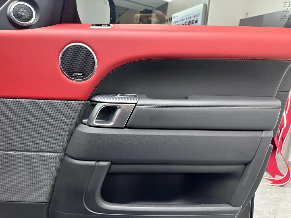 Range Rover Sport 2021 3.0L6 Black Edition