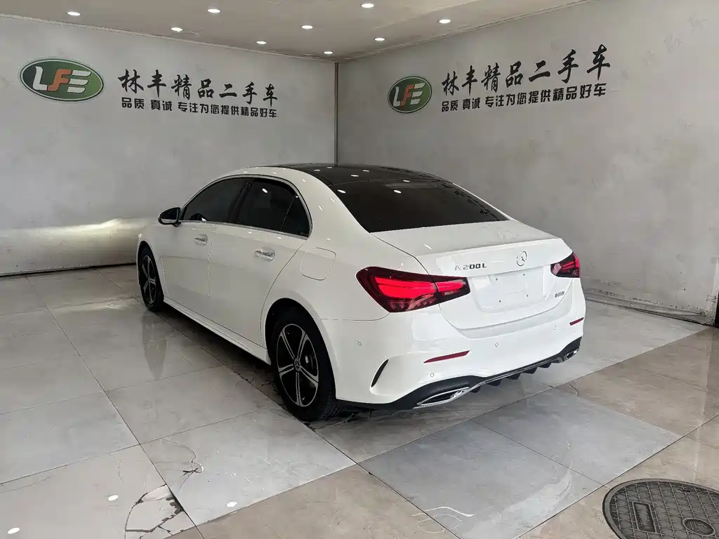 Mercedes-Benz A-Class 2025 A 200 L Fashion Edition