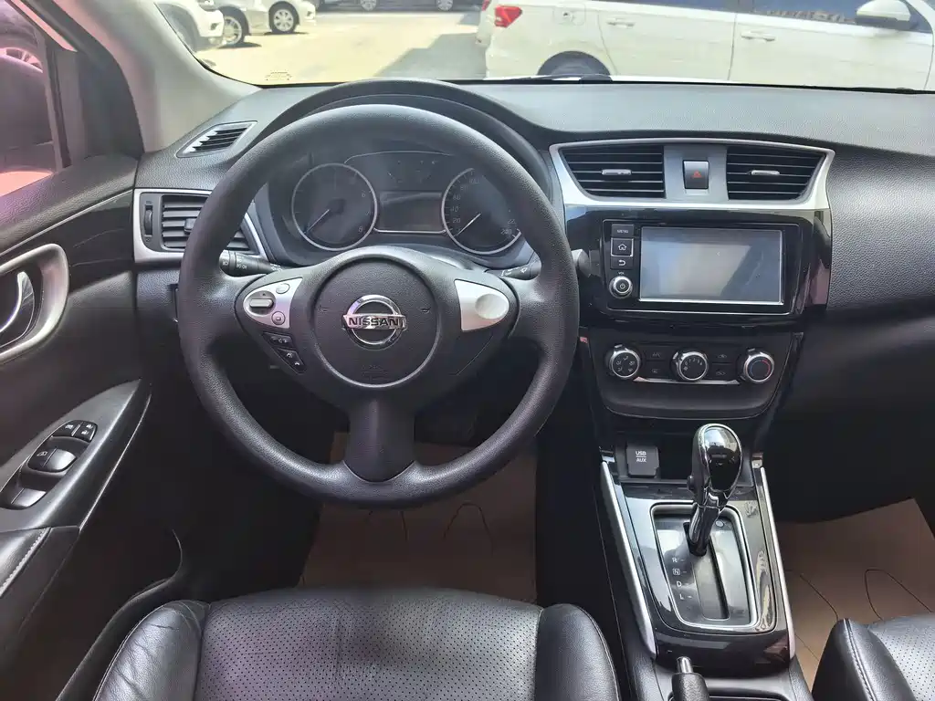 Nissan Sylphy 2016 1.6XL CVT Premium Edition