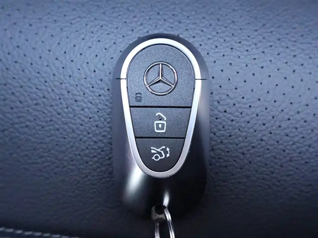 Mercedes-Benz C-Class 2025 C 260 L Sport