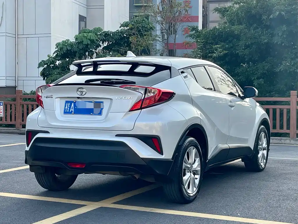 Toyota IZOA 2023 2.0L Yixiang Edition
