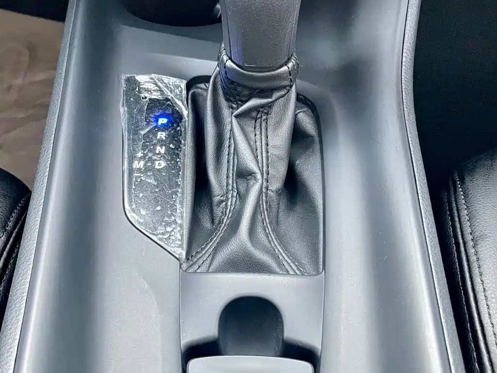 Toyota IZOA 2023 2.0L Yixiang Edition