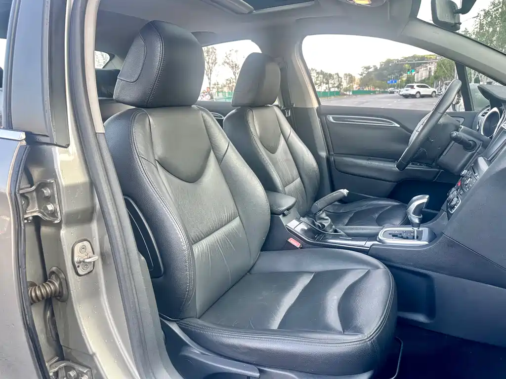 Citroën C4L 2014 1.6THP Auto Intelligent Drive Edition