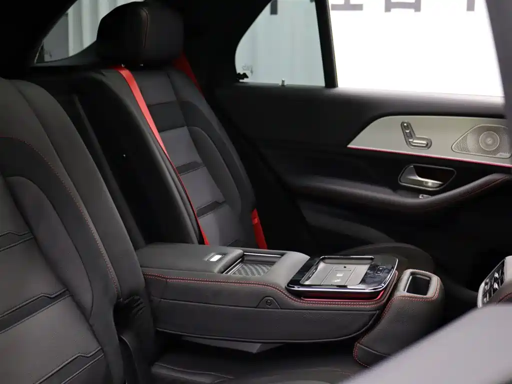 Mercedes-AMG GLE 53 4MATIC+ 2025