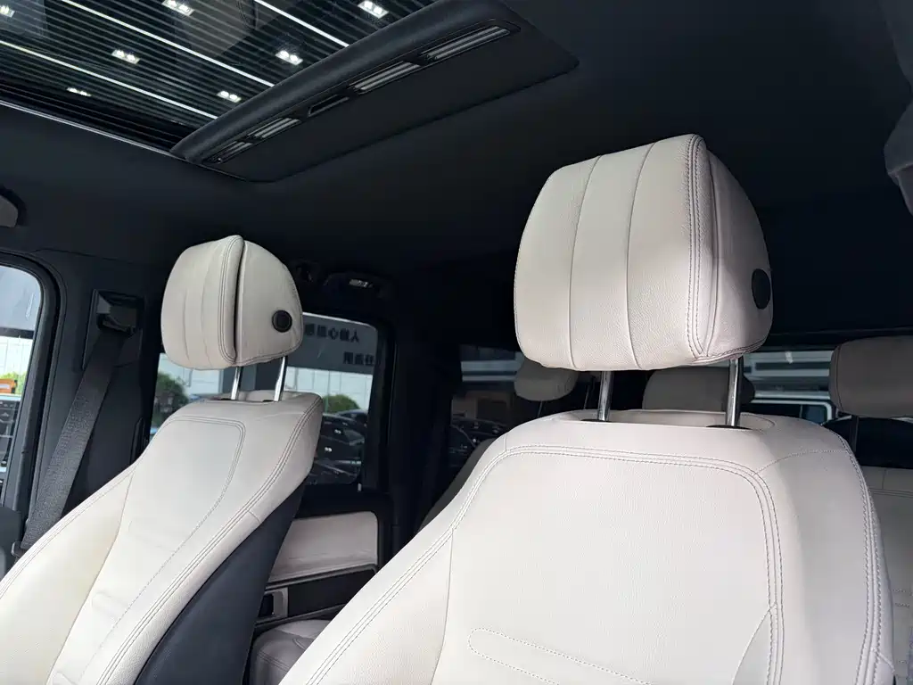 Mercedes-Benz G-Class 2024 G 350