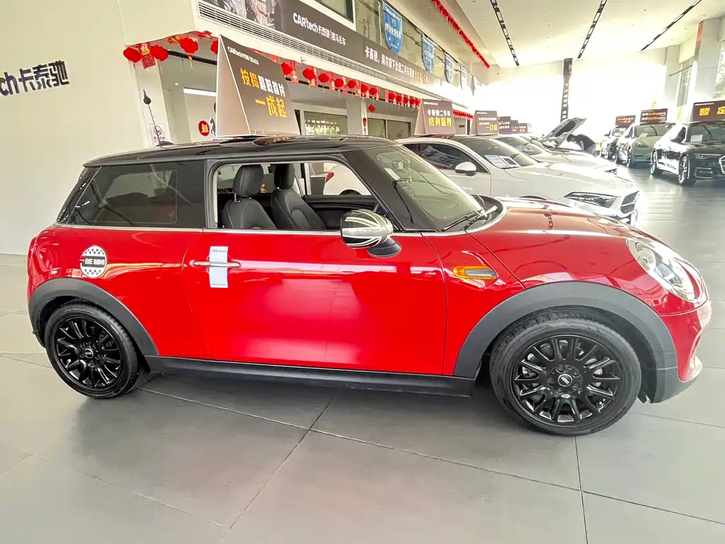 MINI 2016 1.2T ONE Pioneer Edition