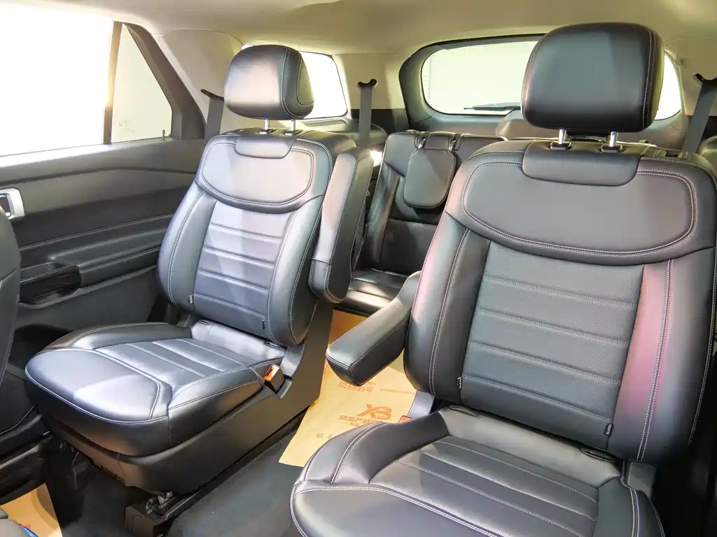 Ford Explorer 2023 EcoBoost 285 AWD Wind Plus Edition 6-Seater