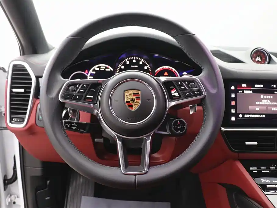 Porsche Cayenne Coupé 3.0T Platinum Edition 2023