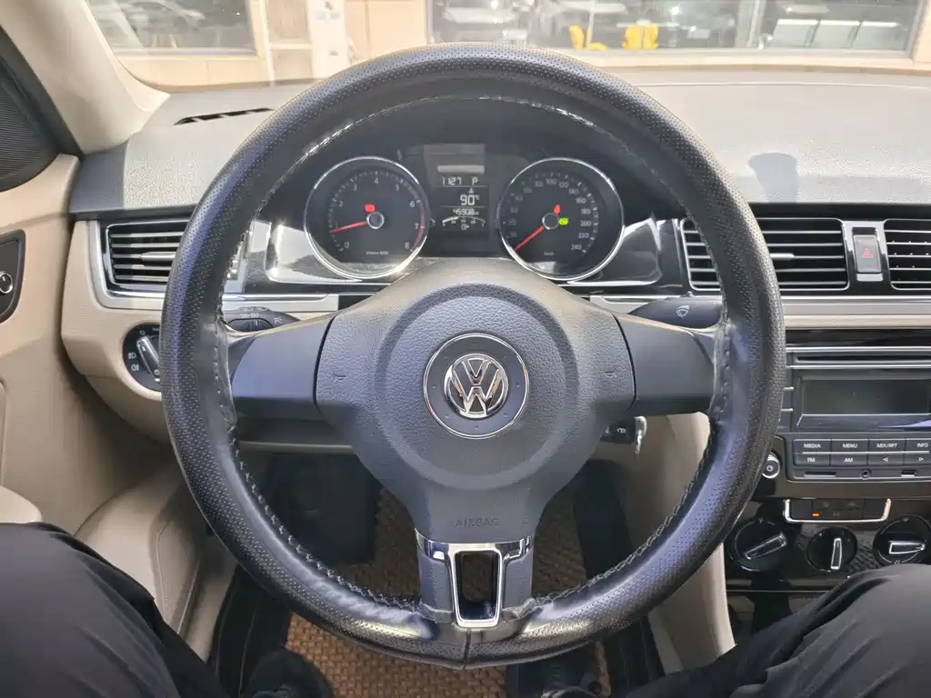 Volkswagen Bora 2014 1.6L Automatic Comfort Edition