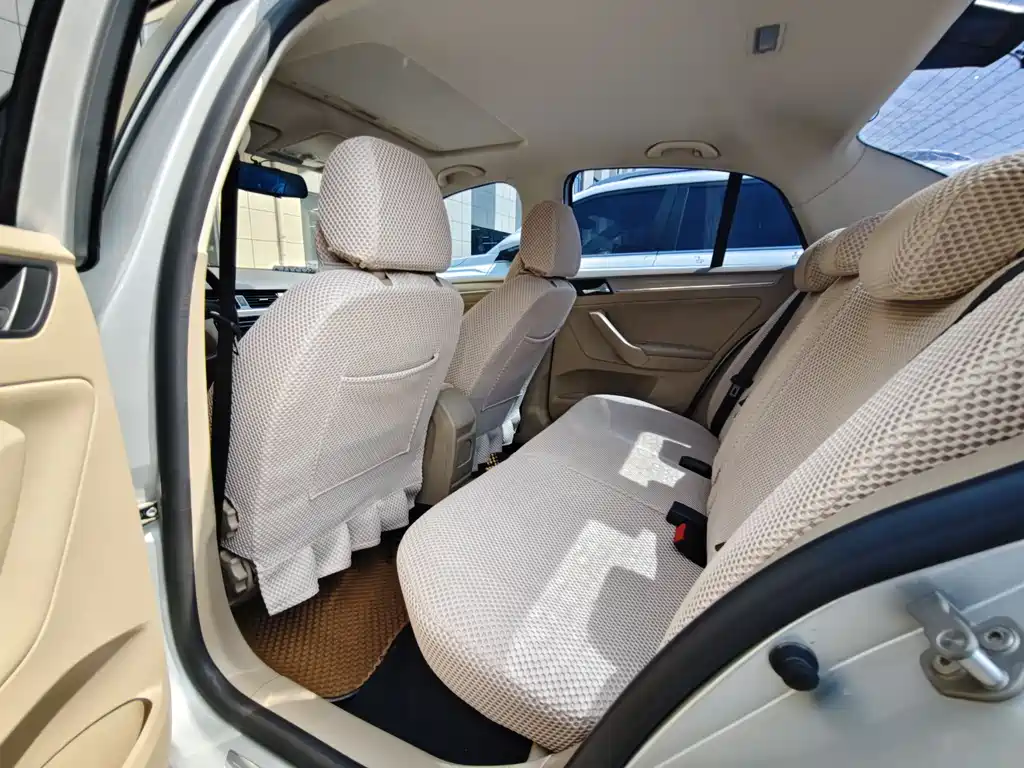 Volkswagen Bora 2014 1.6L Automatic Comfort Edition