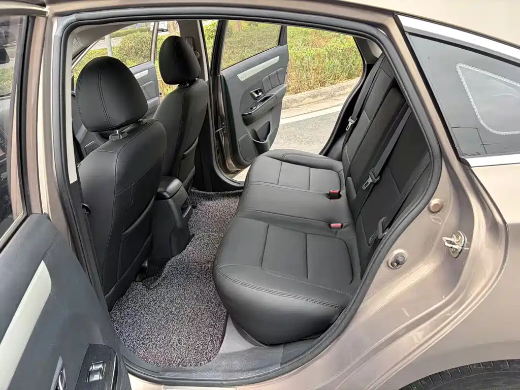 Dongfeng Forthing S50 2014 1.6L CVT Flagship
