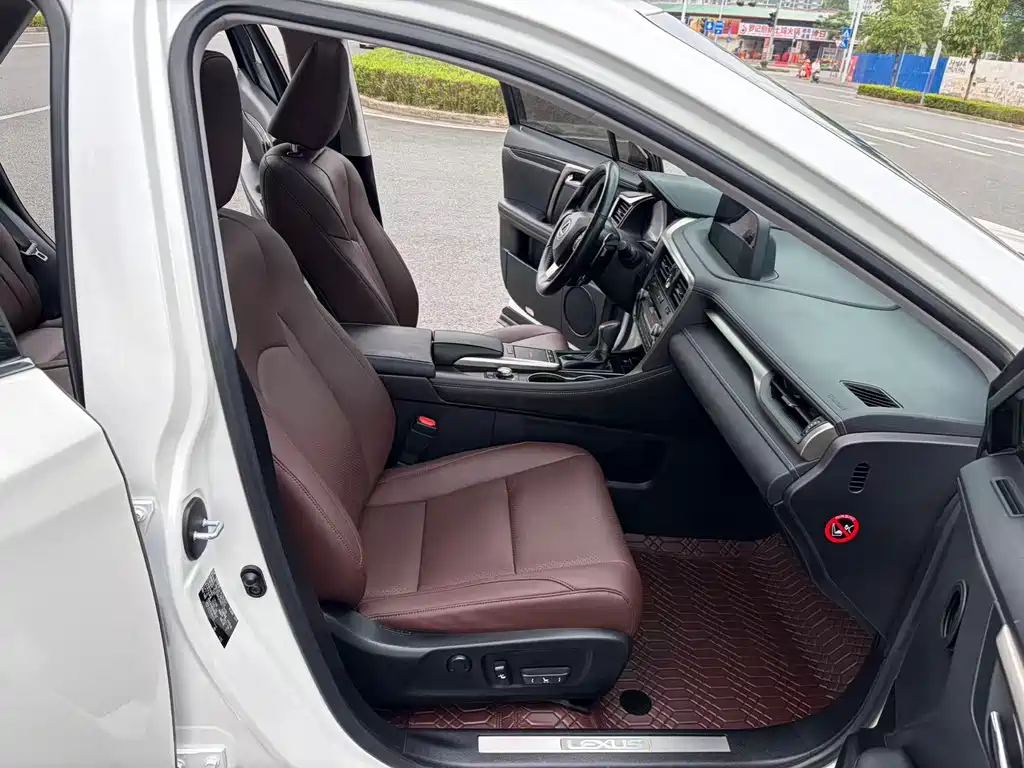 Lexus RX 300 FWD Elite Edition 2020 Facelift