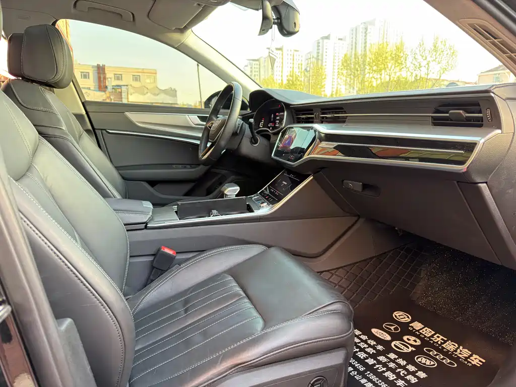 Audi A6L 2024 40 TFSI Luxury Elegant
