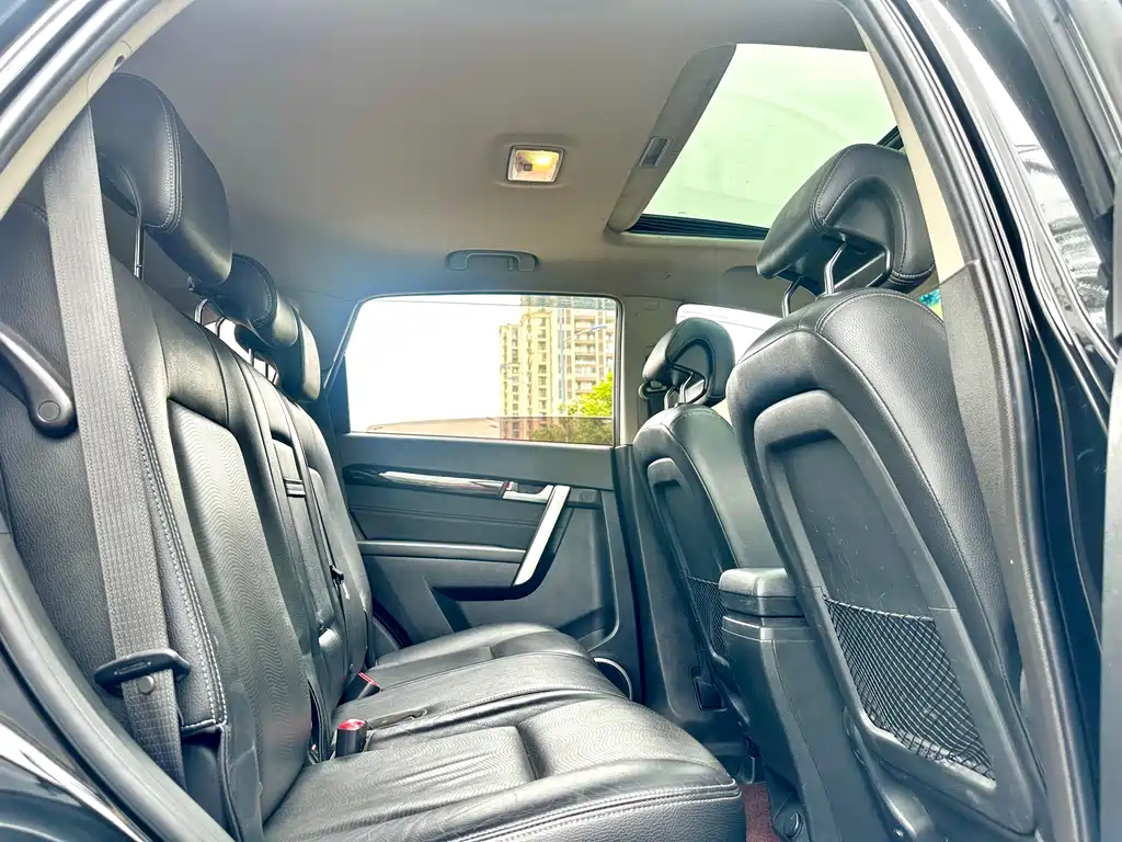 Chevrolet Captiva 2014 2.4L AWD Flagship Edition 7-Seater