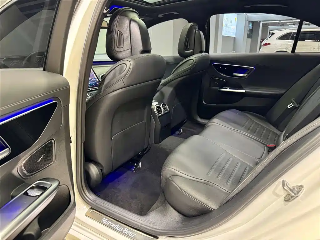 Mercedes-Benz C-Class 2023 Facelift II C 260 L Sport