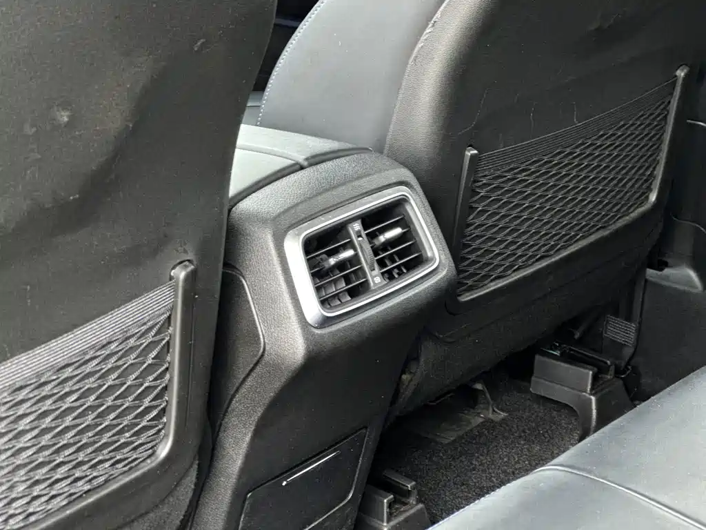 Beijing BJ40 2021 2.0D AT 4WD Blade Hero Knight Edition