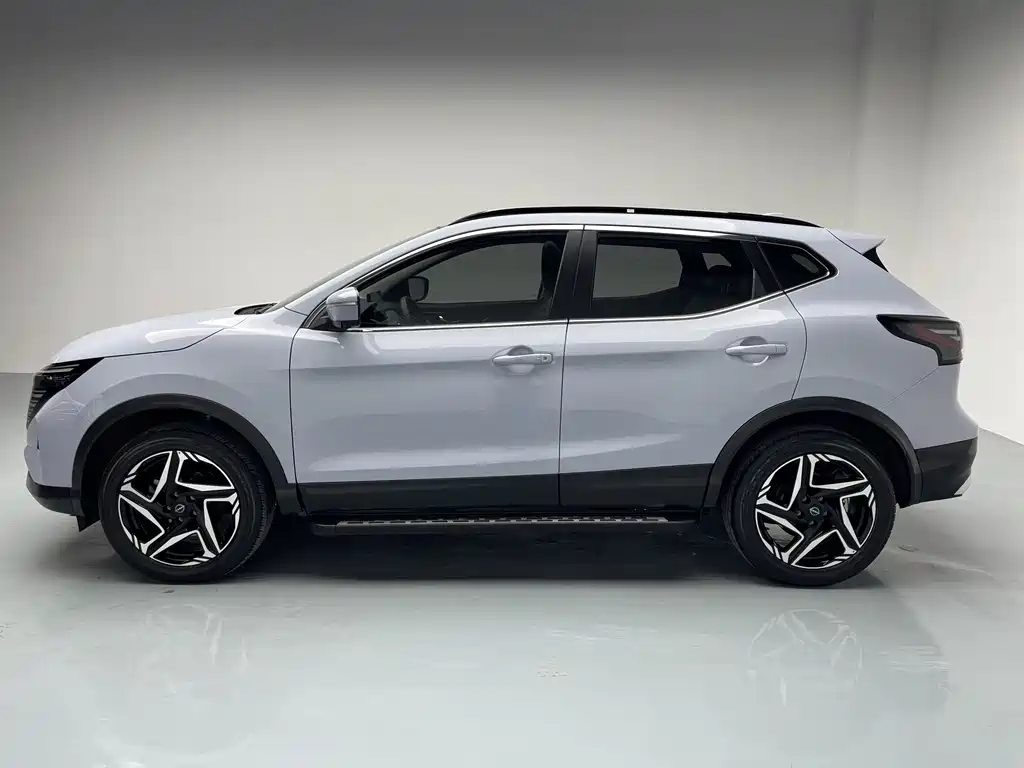 Nissan Qashqai 2025 Honor 2.0L CVT XV+ Leading Edition