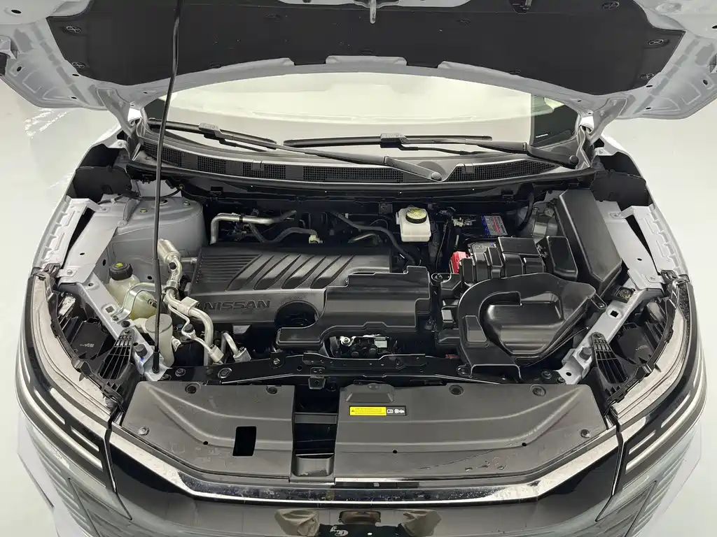 Nissan Qashqai 2025 Honor 2.0L CVT XV+ Leading Edition