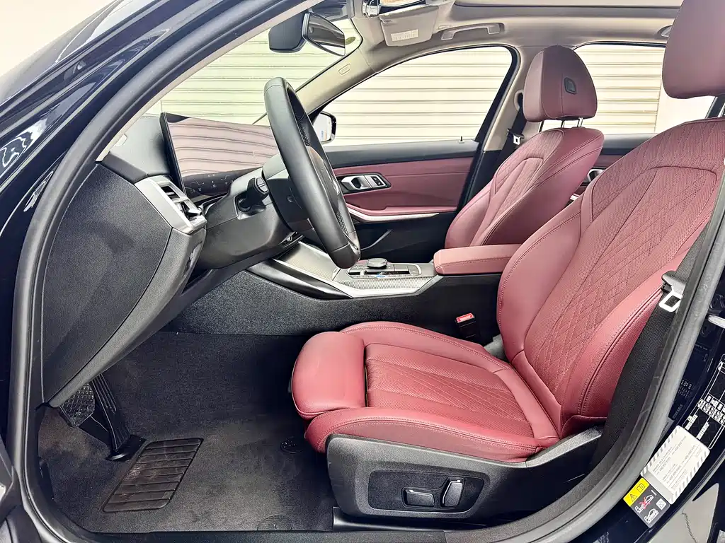 BMW i3 2025 eDrive 40 L M Sport Night Edition