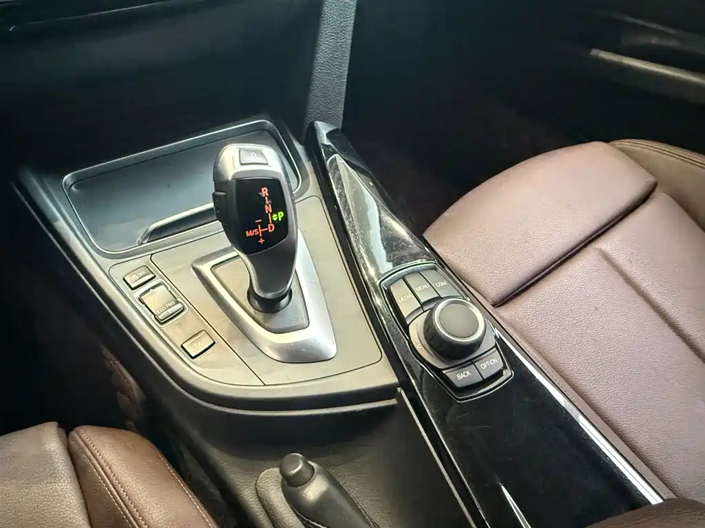 BMW 3 Series 2018 320Li Fashion Edition