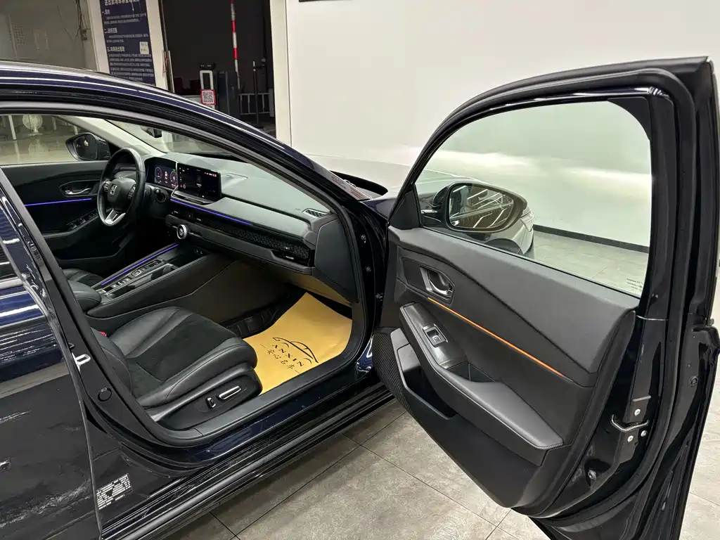 Honda Accord 2023 2.0L e:PHEV Flagship Edition